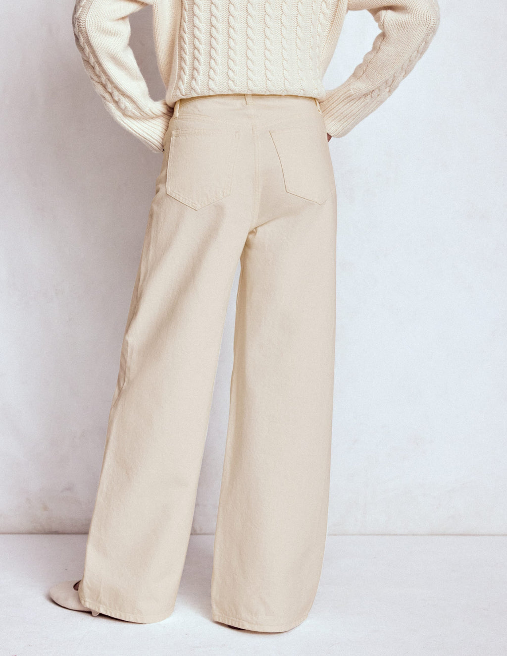 Relaxed Wide Leg  Jeans-Ecru