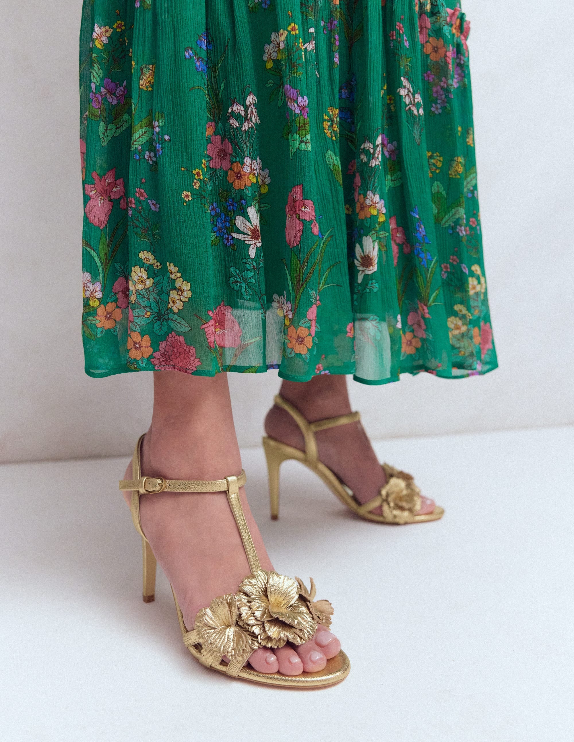 Flower Sandals-Gold