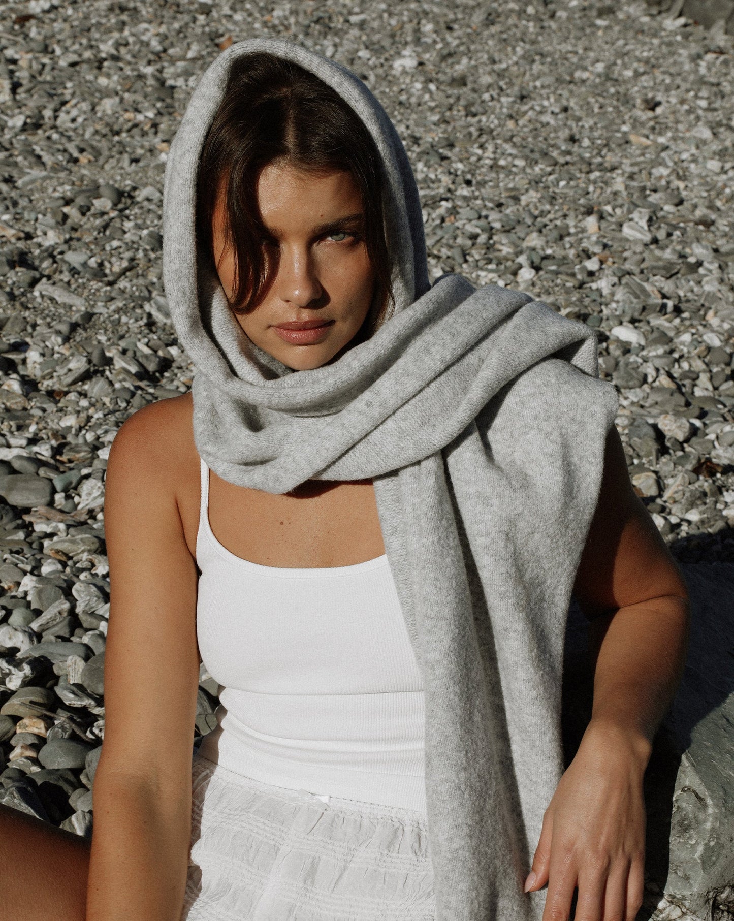 Oli Tank White
