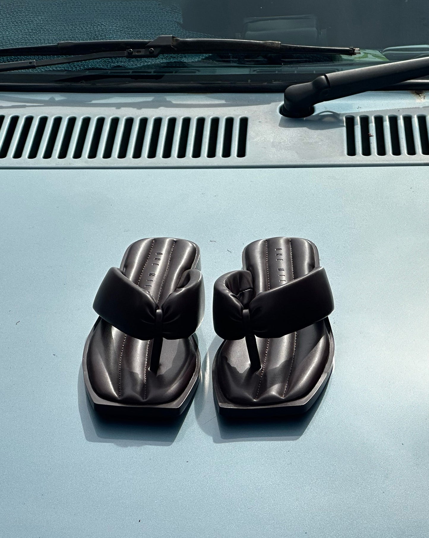 Miki Sandal Black